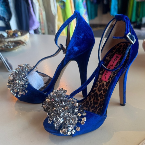 Betsey Johnson Cobalt Blue Velvet Jeweled T-Strap Heels - Picture 2 of 7